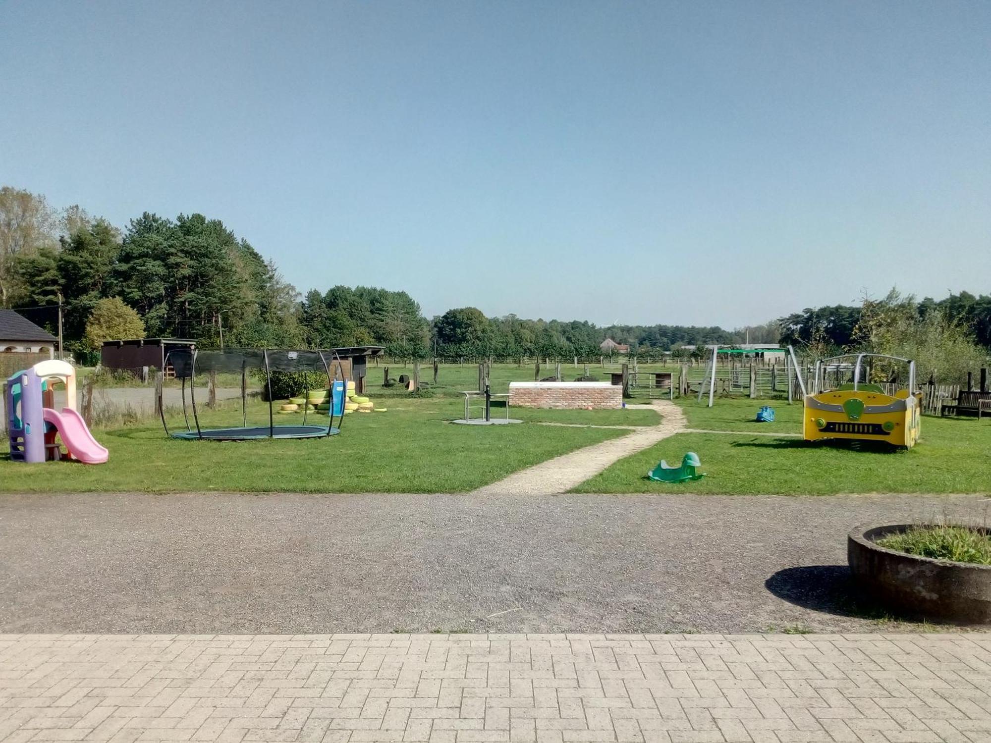 Hoeve Megusta Vlimmeren Luaran gambar